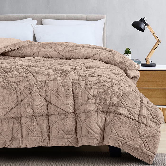 Breeze Winter Comforter